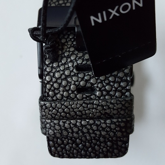 Men's The Volta Analog Watch A117 288 - Picture 4 of 4